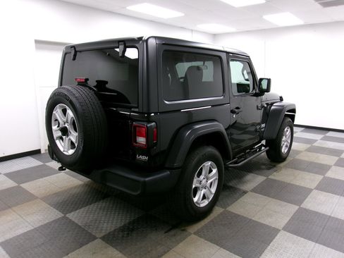 Used 2019 Jeep Wrangler Sport image 13