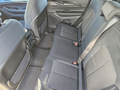 New 2025 Jeep Grand Cherokee Laredo X image 26