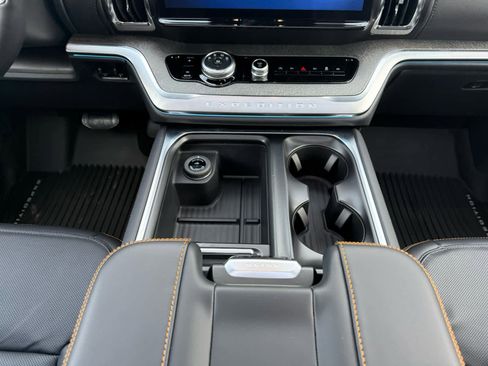 New 2026 Ford Expedition Tremor image 12