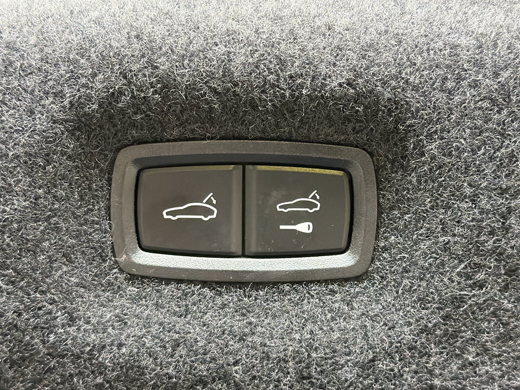 Certified 2023 Porsche Taycan GTS AWD/4WD image 14