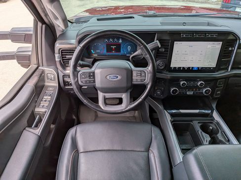 Used 2023 Ford F250 Lariat w/ Lariat Ultimate Package AWD/4WD image 17