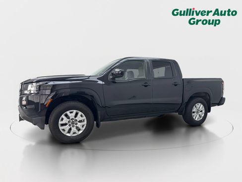 Used 2022 Nissan Frontier SV w/ Technology Package RWD image 2