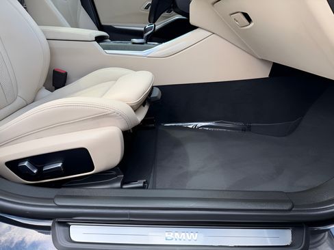 Used 2022 BMW 330e RWD image 31