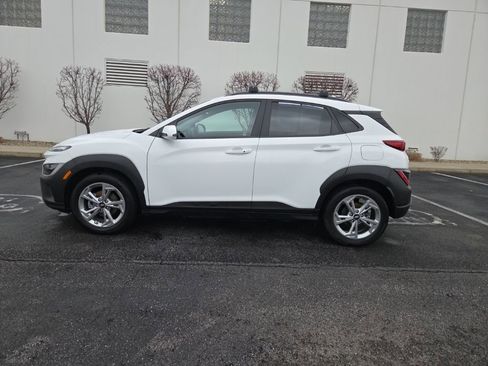 Used 2023 Hyundai Kona SEL image 5