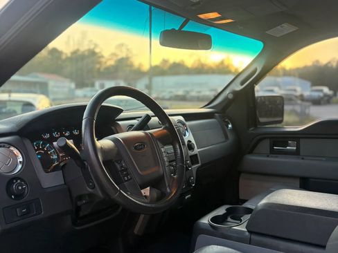 Used 2014 Ford F150 XLT w/ Equipment Group 302A Luxury AWD/4WD image 13