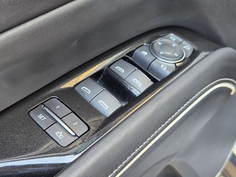 Used 2023 Cadillac Escalade Sport Platinum AWD/4WD image 12