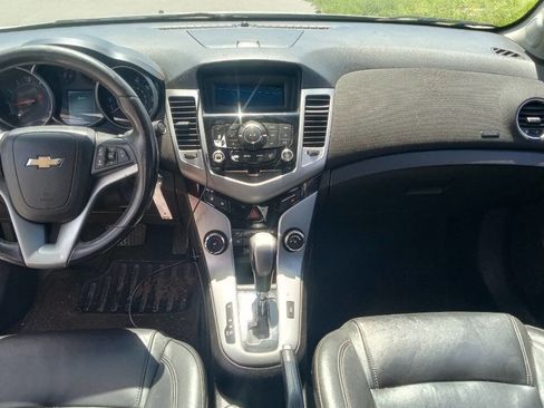 Used 2012 Chevrolet Cruze LT image 12