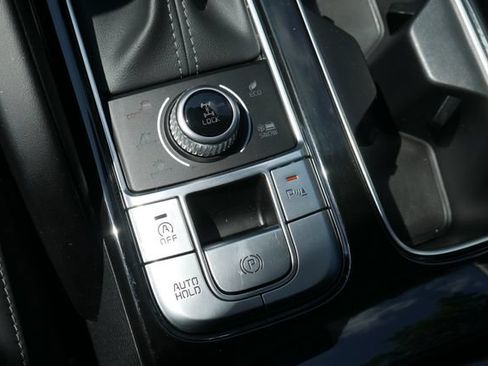 Used 2025 Kia Telluride S AWD/4WD image 24