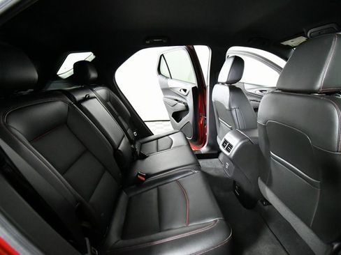 Used 2023 Chevrolet Equinox RS w/ RS Leather Package image 23