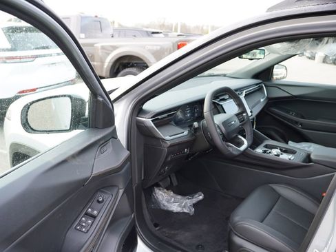 New 2026 Jeep Cherokee Overland image 10