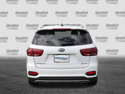 Used 2020 Kia Sorento EX image 8