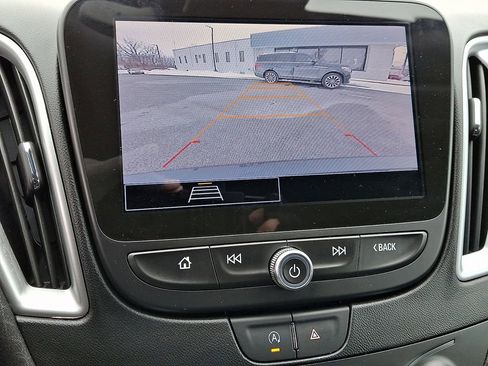 Used 2023 Chevrolet Malibu LT image 19