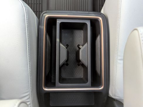 Used 2024 Toyota Grand Highlander AWD Hybrid image 48