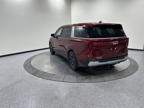 New 2026 Kia Carnival LXS image 7