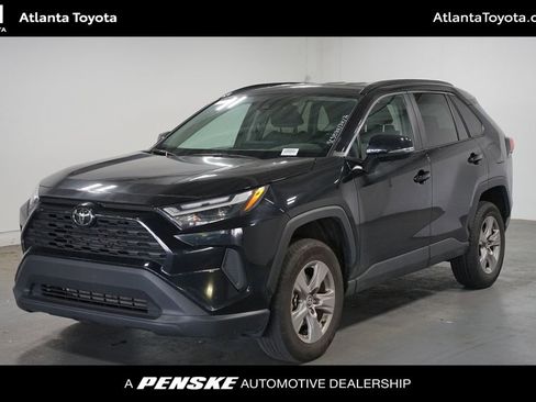Used 2025 Toyota RAV4 XLE FWD image 1
