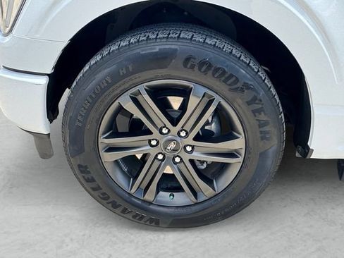 Used 2021 Ford F150 Lariat RWD image 23