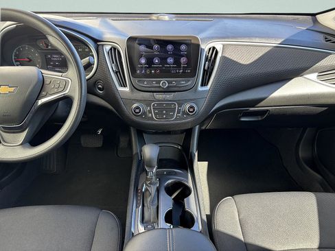Used 2023 Chevrolet Malibu LT image 31