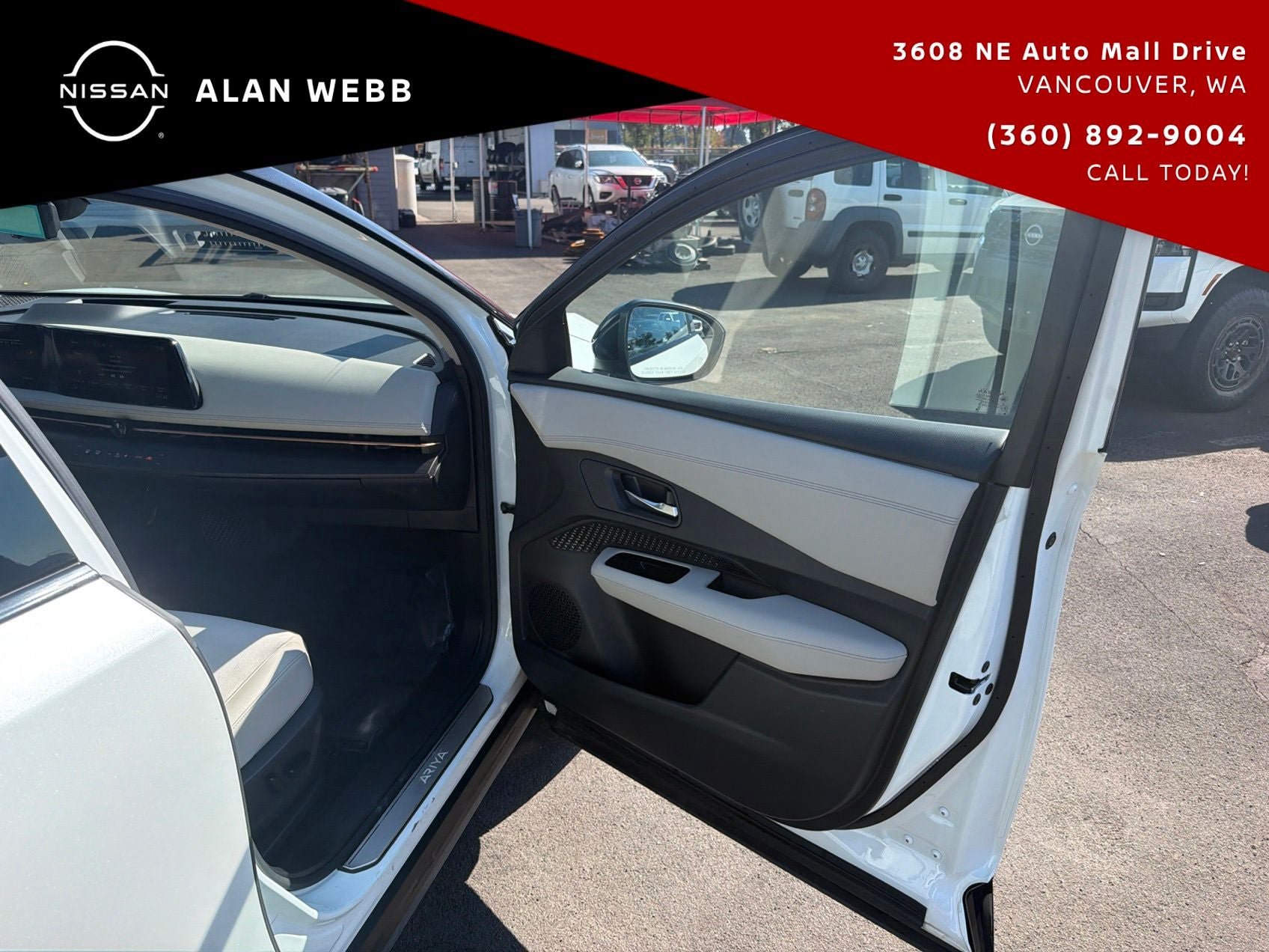 Used 2023 Nissan Ariya FWD image 19