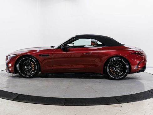 Used 2022 Mercedes-Benz SL 63 AMG 4MATIC w/ AMG Aerodynamic Package image 4