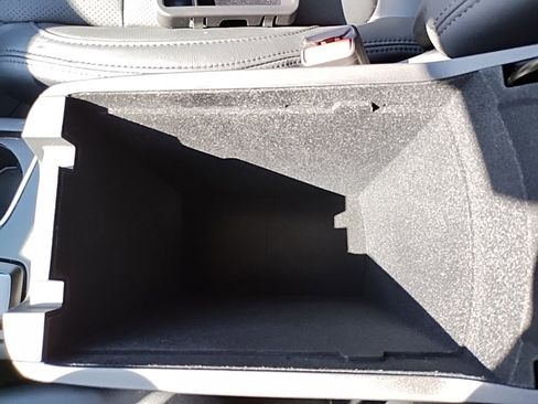 Certified 2025 Subaru Ascent Bronze Edition image 34