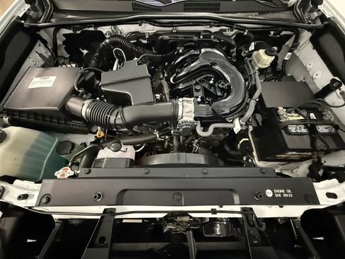 Used 2018 Toyota Tacoma TRD Sport RWD image 23