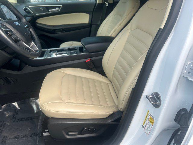 Used 2023 Ford Edge SEL AWD/4WD image 11
