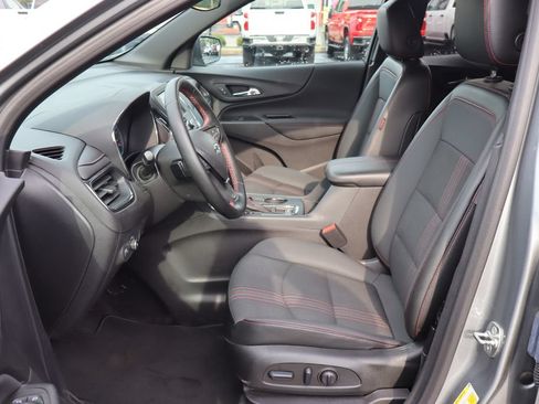 Used 2024 Chevrolet Equinox RS FWD image 4