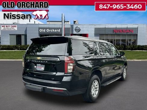 Used 2022 Chevrolet Suburban LT AWD/4WD image 5