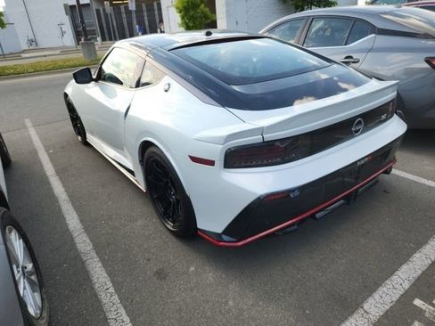 Used 2024 Nissan Z NISMO w/ Floor Mat Package RWD image 4