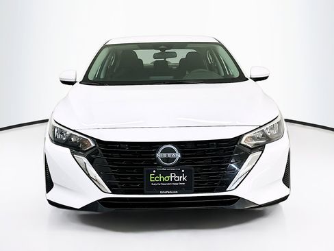 Used 2024 Nissan Sentra S image 2