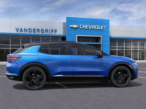 New 2026 Chevrolet Equinox EV RS FWD image 33