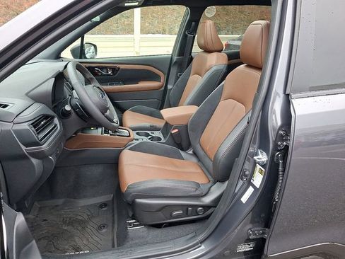 Used 2025 Subaru Forester Touring w/ Touring Package image 14