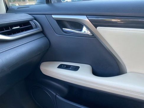 Used 2022 Lexus RX 350 FWD image 18