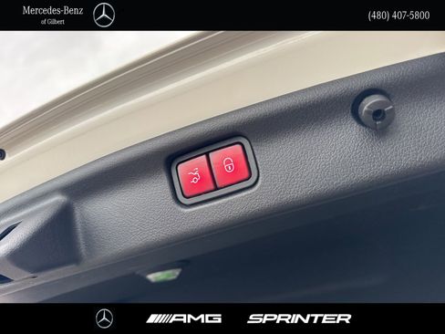Certified 2023 Mercedes-Benz C 300 Sedan image 8