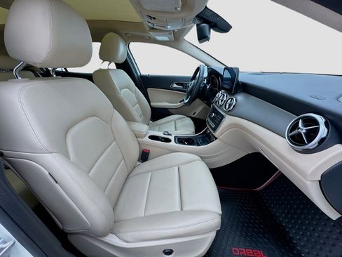 Used 2018 Mercedes-Benz GLA 250 image 20