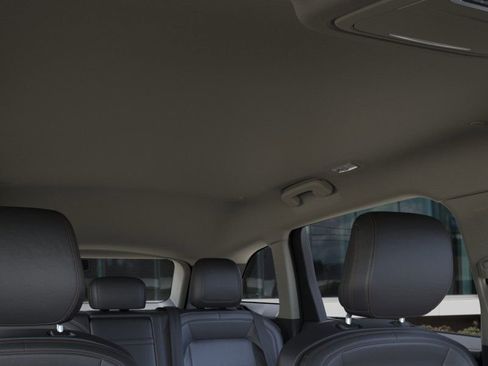 New 2026 Lincoln Nautilus Premier AWD/4WD image 22