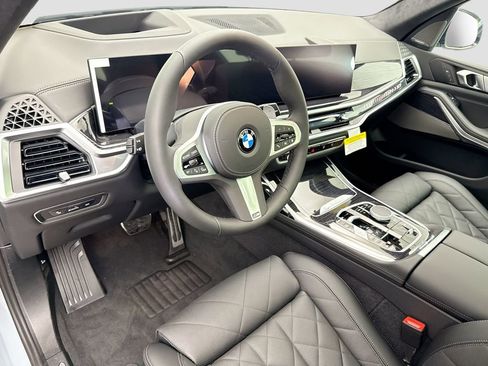 New 2026 BMW X7 xDrive40i image 9