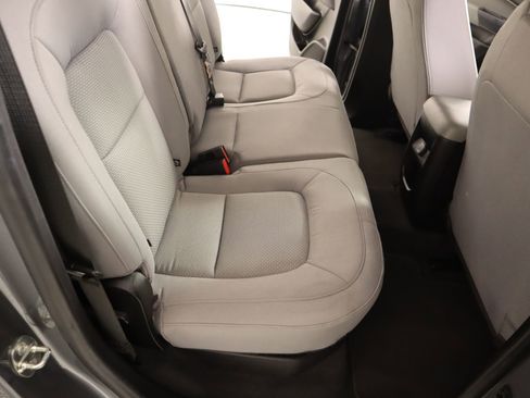 Used 2019 Chevrolet Colorado W/T w/ WT Convenience Package AWD/4WD image 13