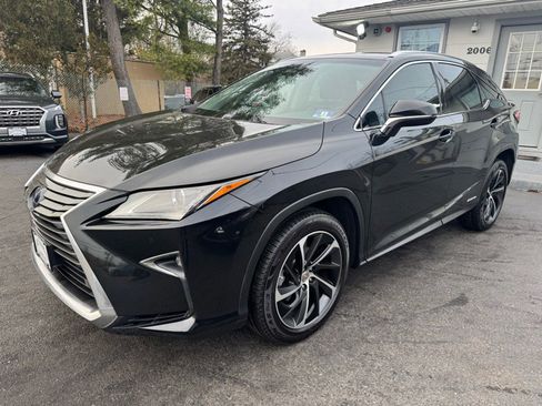 Used 2017 Lexus RX 450h AWD w/ Luxury Package image 3
