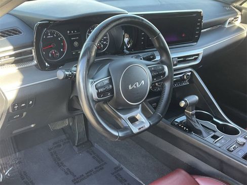 Used 2024 Kia K5 GT-Line image 17