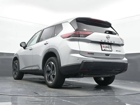 Used 2024 Nissan Rogue SV AWD/4WD image 49