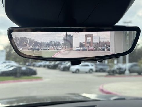 Used 2021 Cadillac Escalade Premium Luxury w/ Performance Package image 33