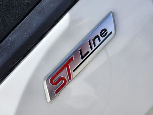 Used 2024 Ford Edge ST-Line w/ Class II Trailer Tow Package image 19