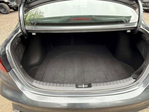 Used 2022 Kia Forte LXS FWD image 11