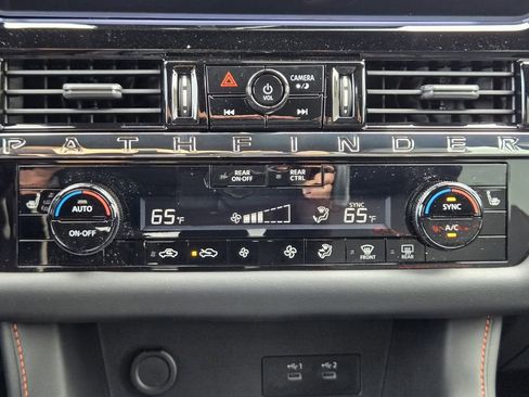 New 2026 Nissan Pathfinder Rock Creek AWD/4WD image 17