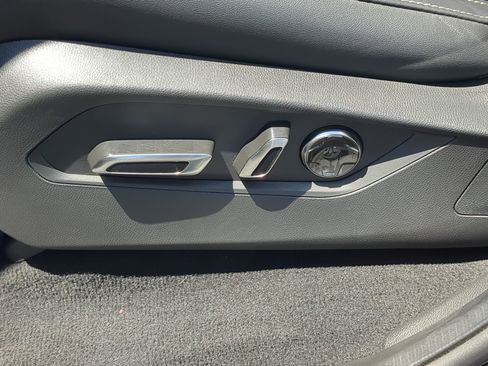 Used 2024 Acura MDX SH-AWD w/ Technology Package image 17