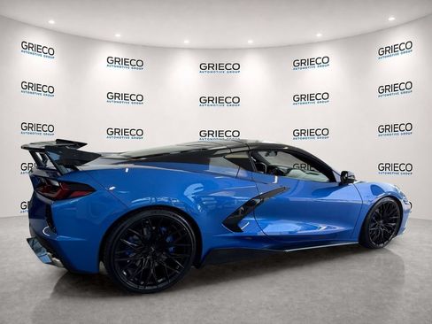 Certified 2021 Chevrolet Corvette Stingray Coupe w/ 1LT RWD image 7