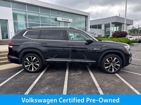 Certified 2025 Volkswagen Atlas SEL Premium R-Line AWD/4WD image 2