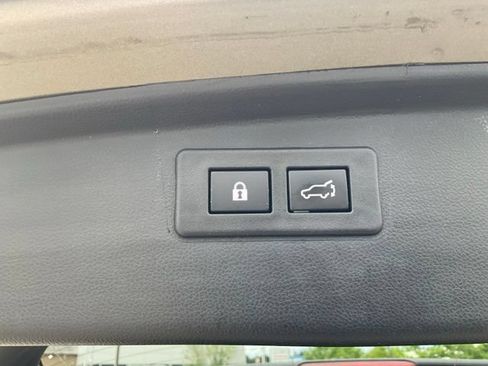 Certified 2023 Subaru Outback Premium AWD/4WD image 11
