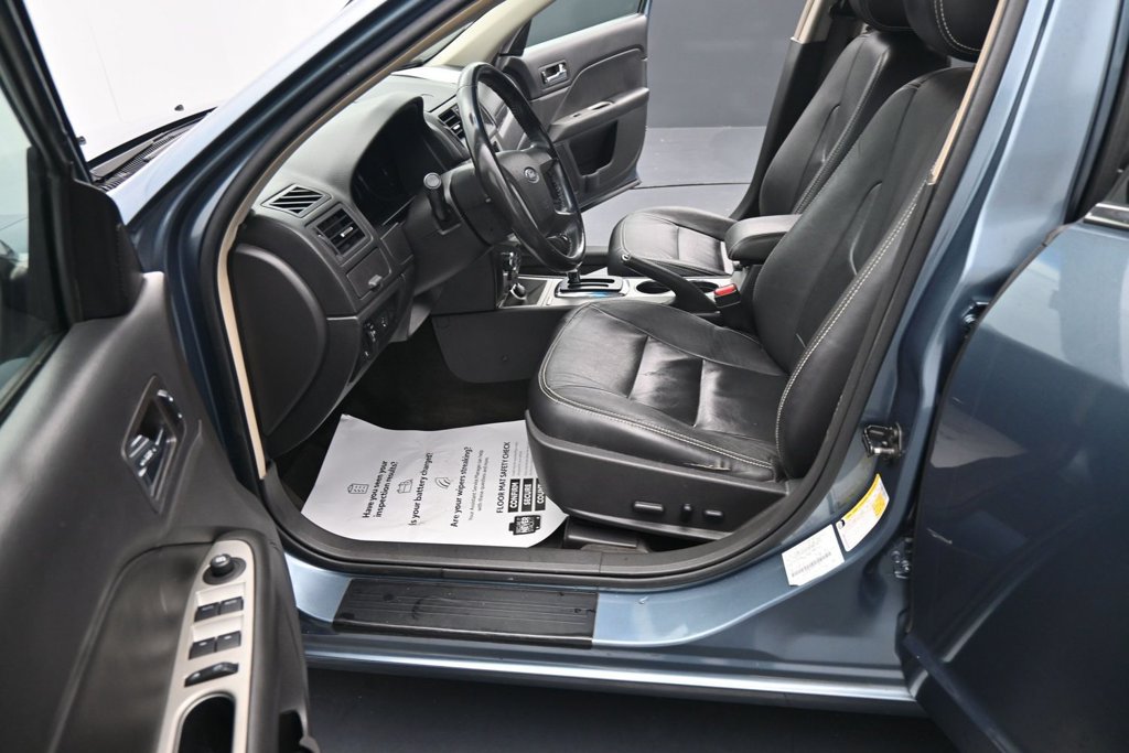 Used 2012 Ford Fusion SEL FWD image 17